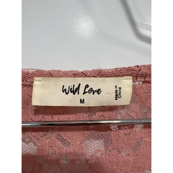 Wild Love Lace Top Size Medium Babydoll Short Sleeve Tie V Neck Floral Short - Picture 3 of 6